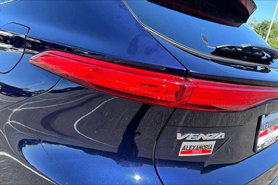 2023 Toyota Venza XLE