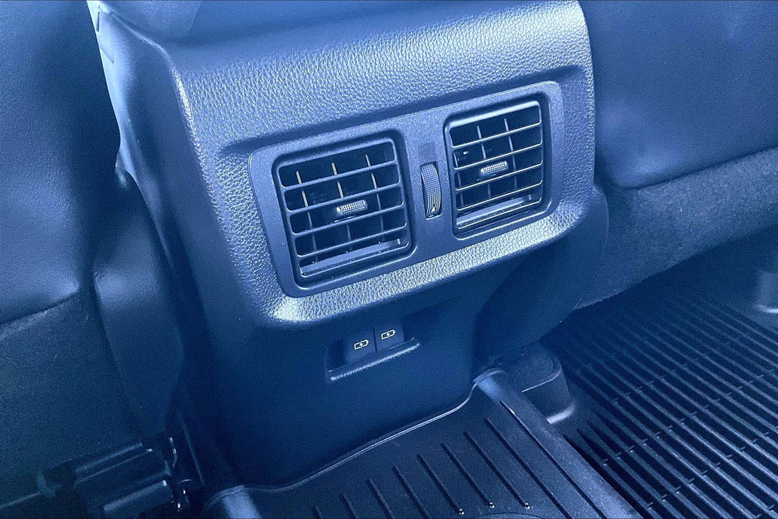 2023 Toyota Venza XLE