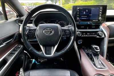 2022 Toyota Venza XLE