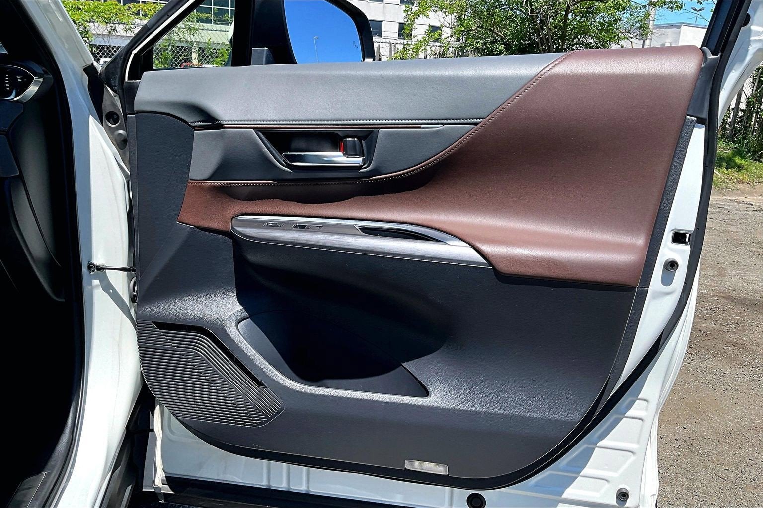 2022 Toyota Venza XLE