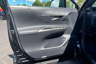 2023 Toyota Venza XLE