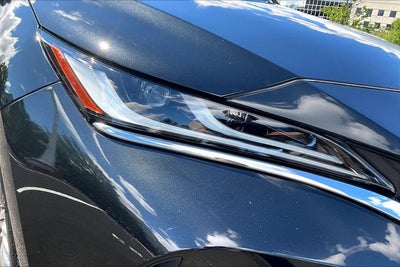 2023 Toyota Venza XLE