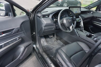 2023 Toyota Venza XLE