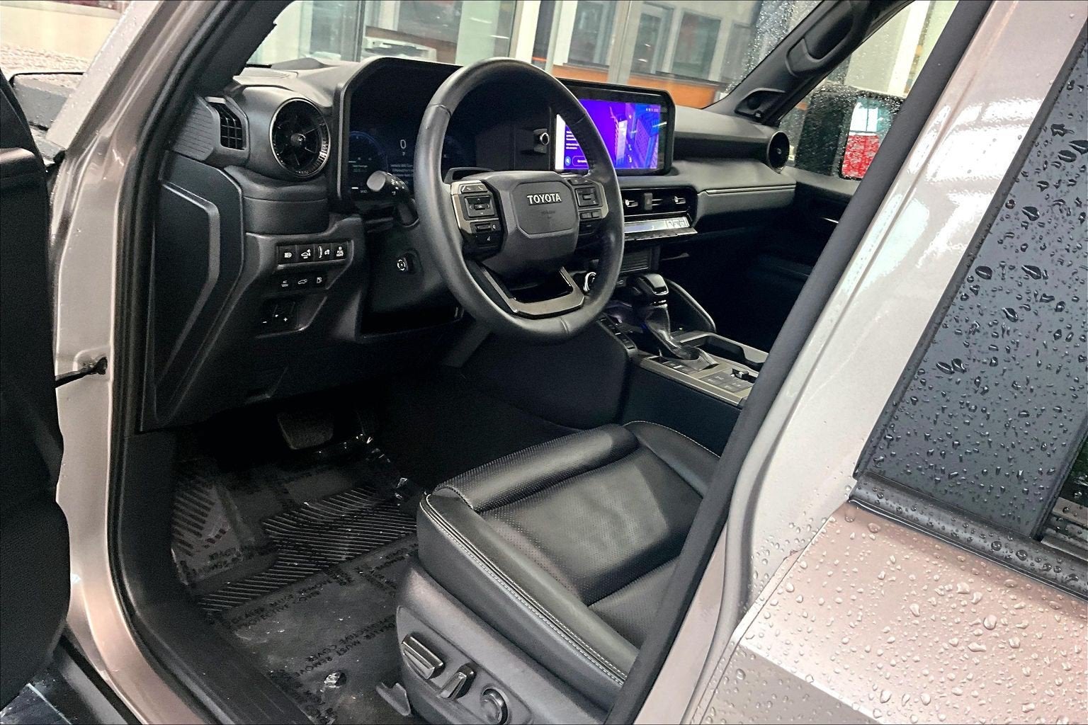 2025 Toyota Land Cruiser 4WD (Natl)