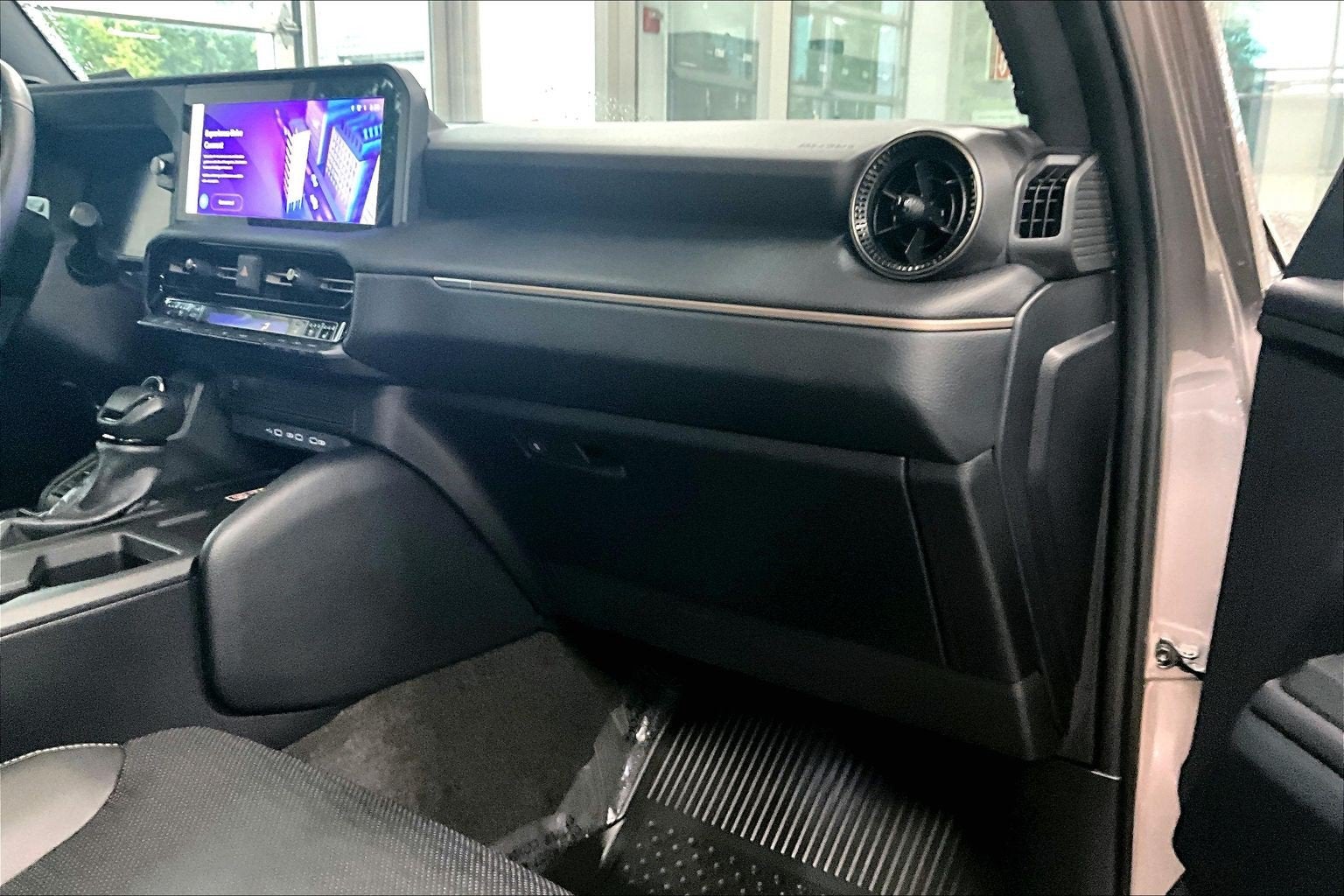 2025 Toyota Land Cruiser 4WD (Natl)