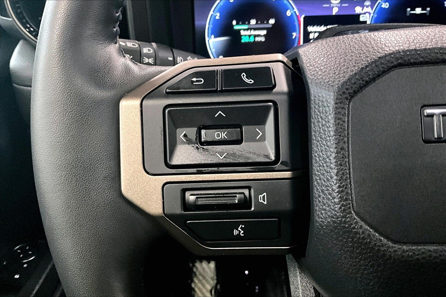 2025 Toyota Land Cruiser 4WD (Natl)