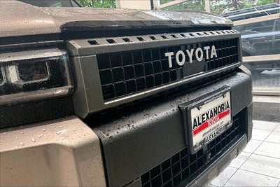 2025 Toyota Land Cruiser 4WD (Natl)