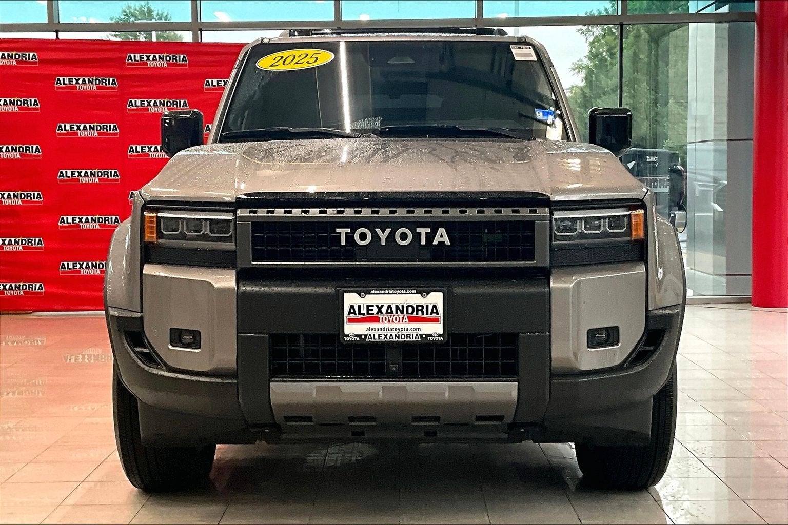 2025 Toyota Land Cruiser 4WD (Natl)