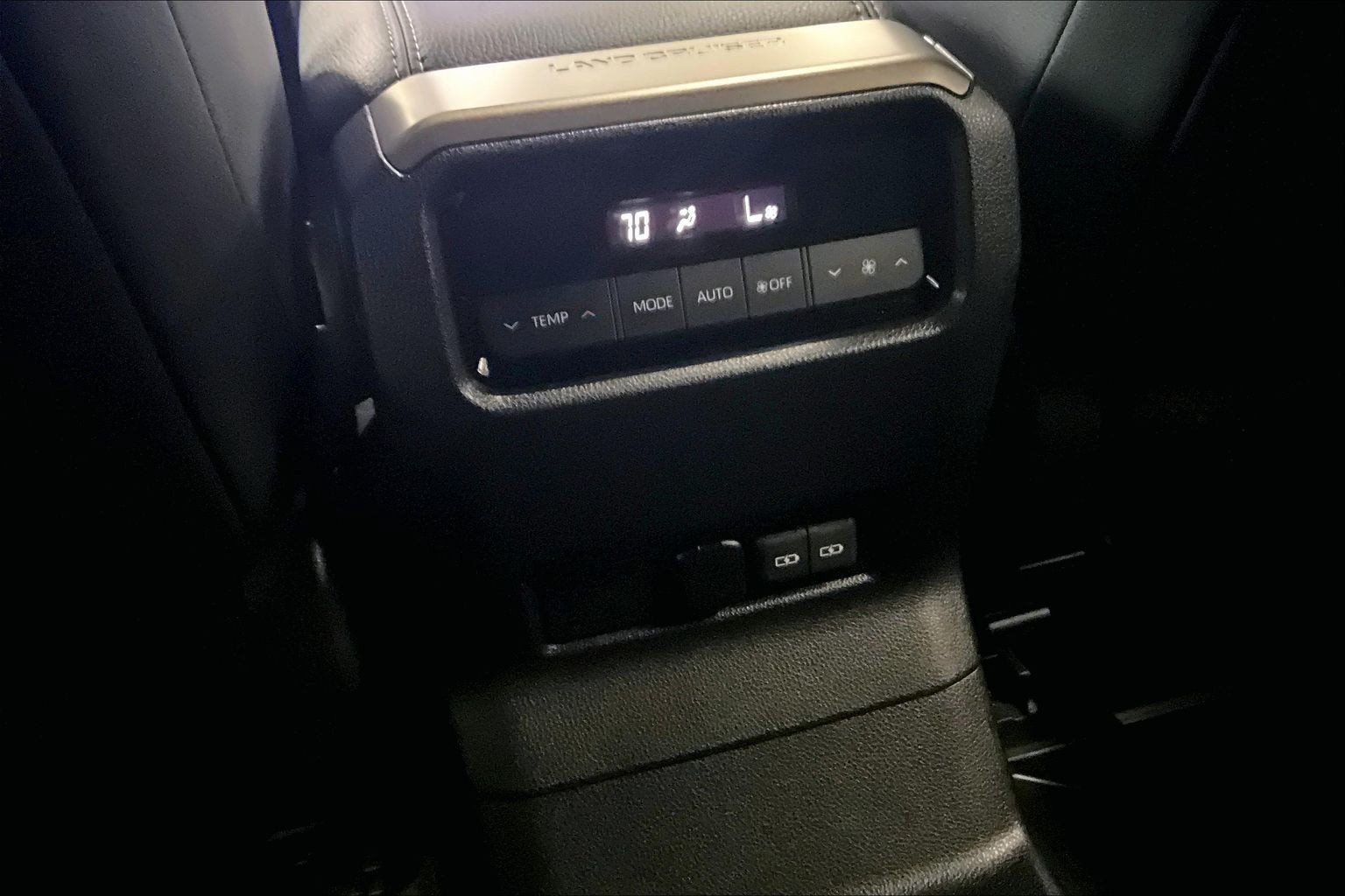 2025 Toyota Land Cruiser 4WD (Natl)