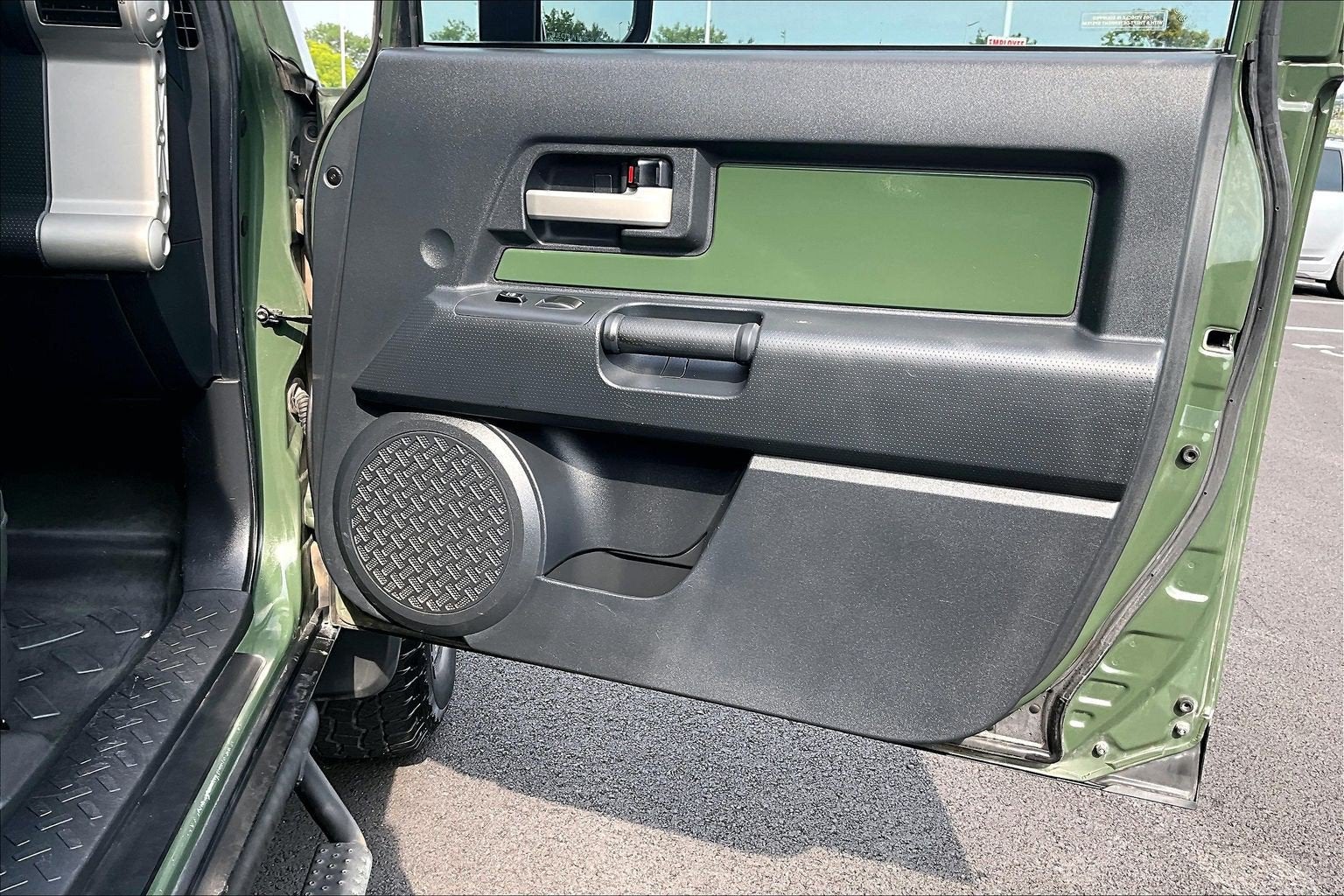 2011 Toyota FJ Cruiser 4WD 4dr Auto (Natl)