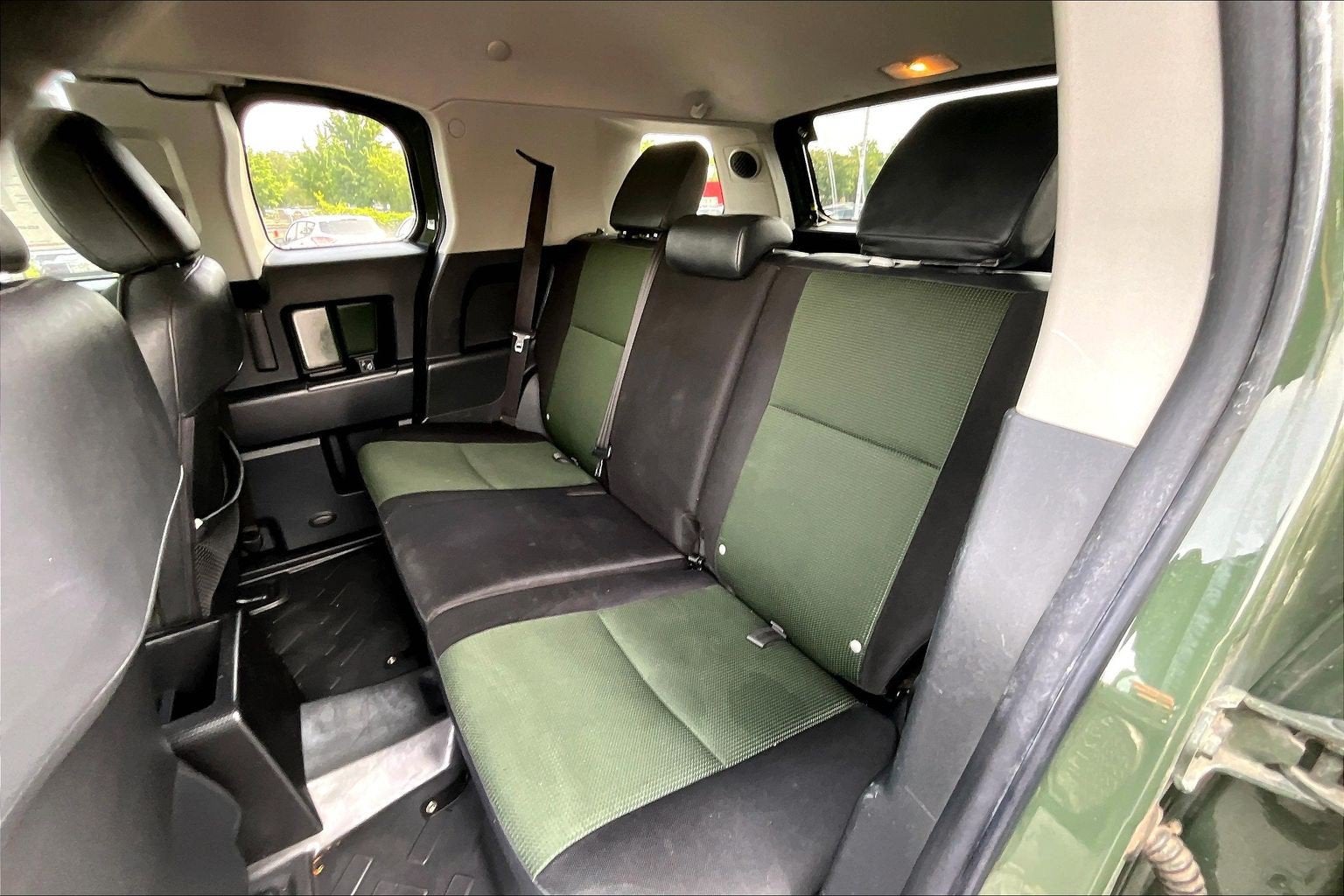 2011 Toyota FJ Cruiser 4WD 4dr Auto (Natl)