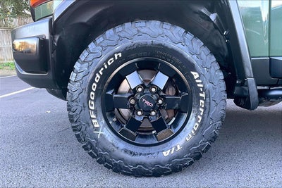 2011 Toyota FJ Cruiser 4WD 4dr Auto (Natl)