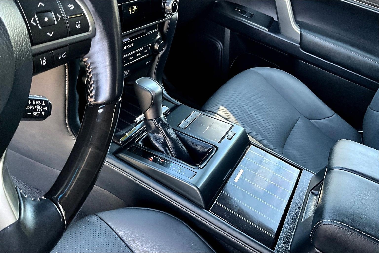 2023 Lexus GX GX 460 Premium