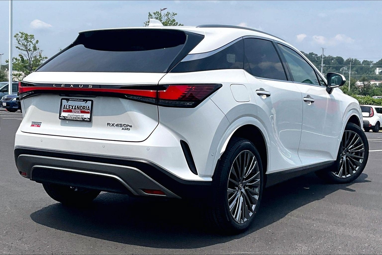 2025 Lexus RX RX 450h+ Luxury