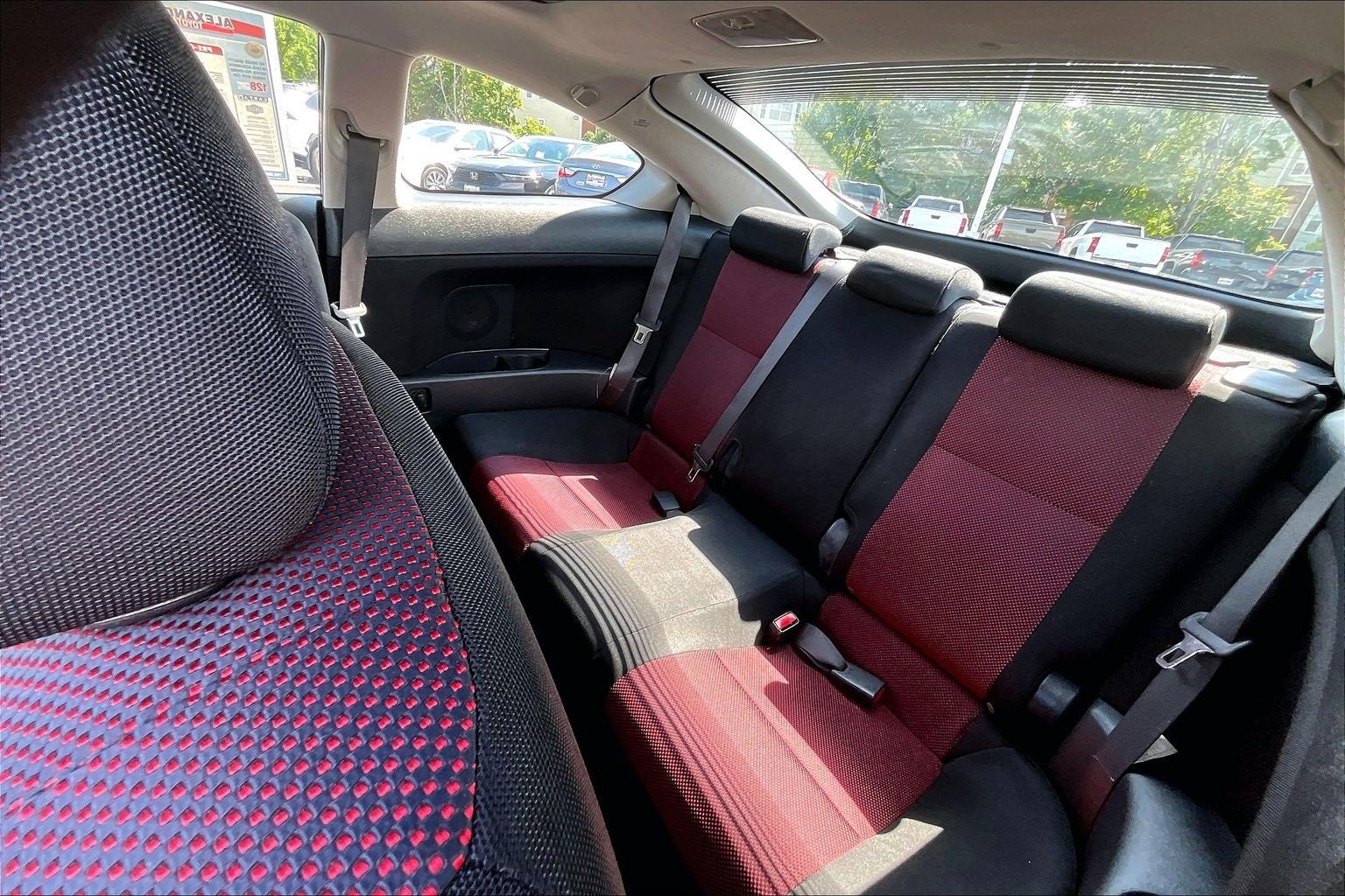 2009 Scion tC 2dr HB Auto (Natl)