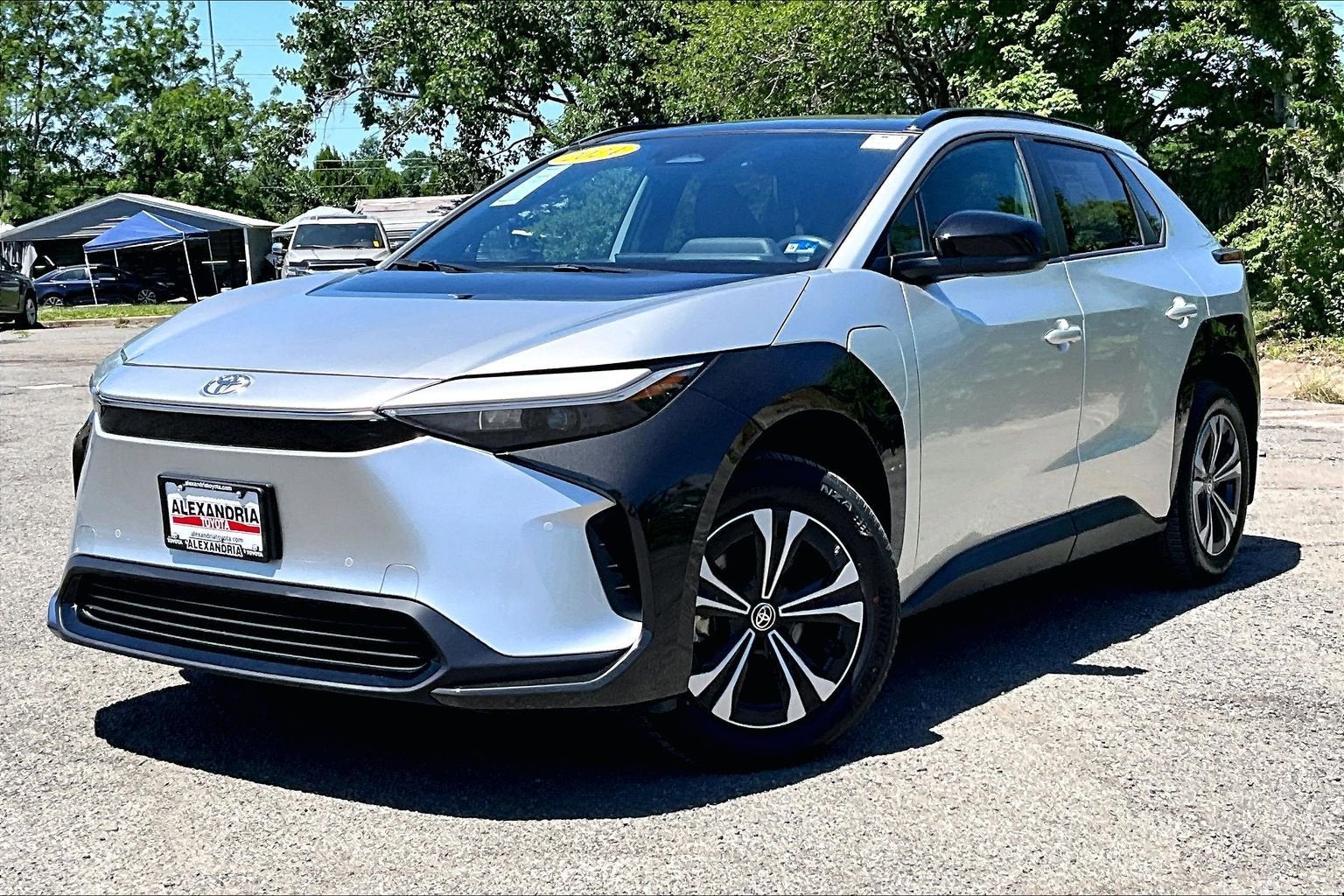 2024 Toyota bZ4X XLE