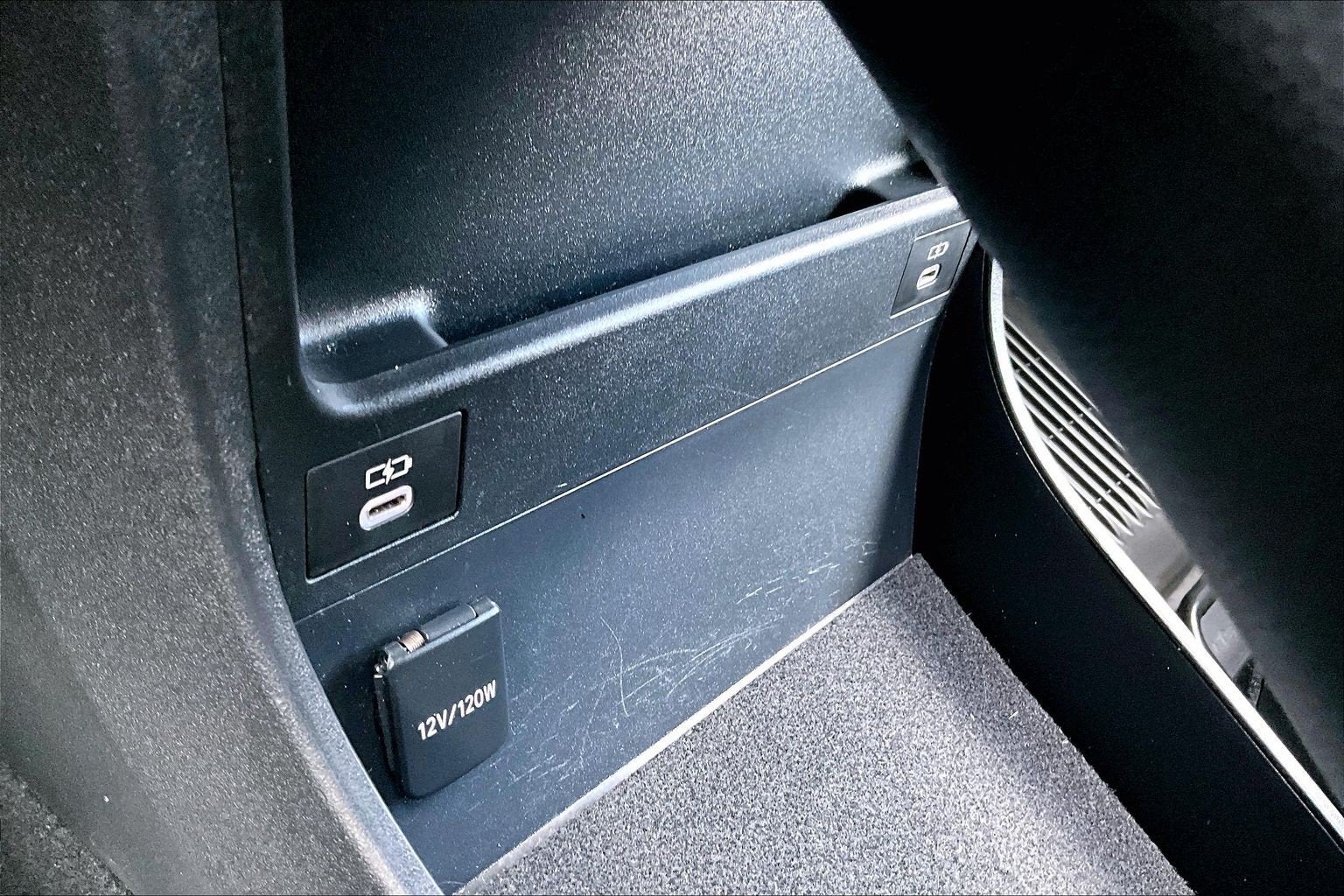 2023 Toyota bZ4X Limited