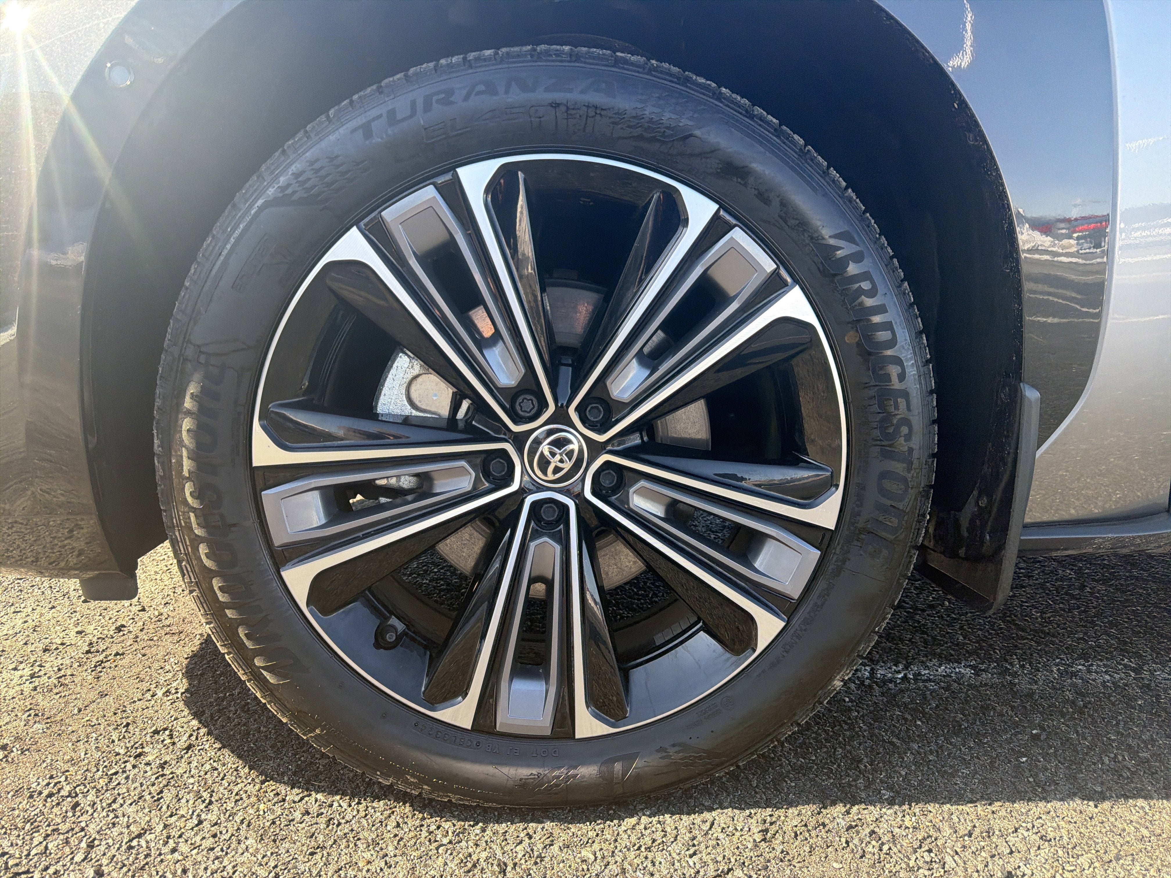 2024 Toyota bZ4X Base