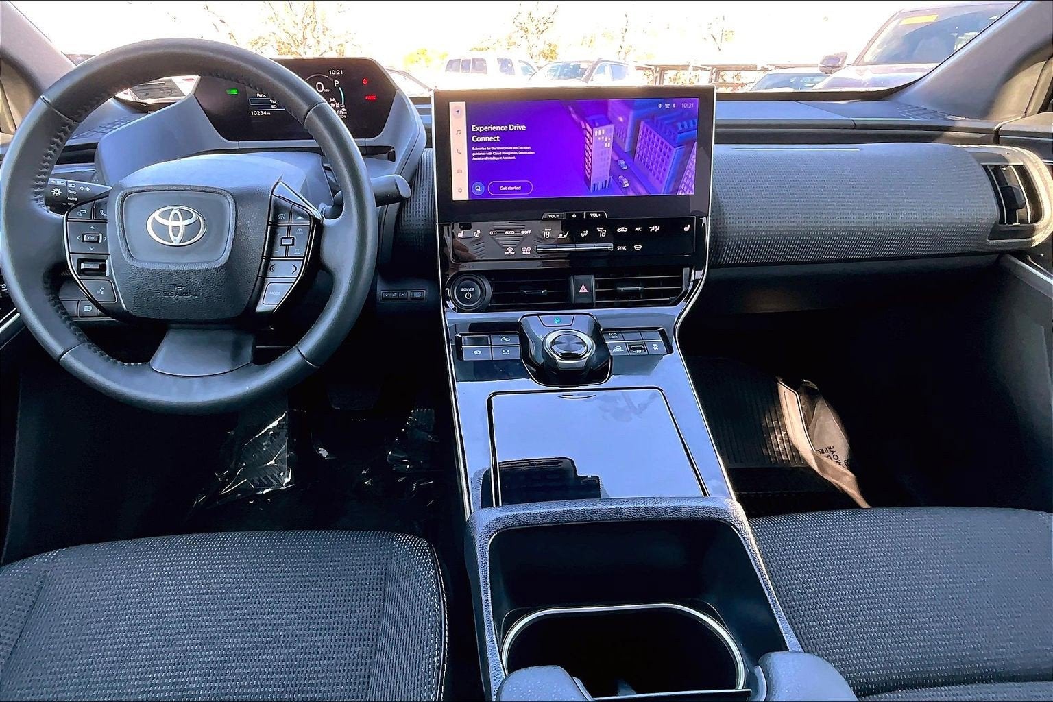 2025 Toyota bZ4X XLE