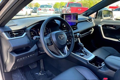 2025 Toyota RAV4 Hybrid XSE