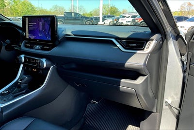 2025 Toyota RAV4 Hybrid XSE