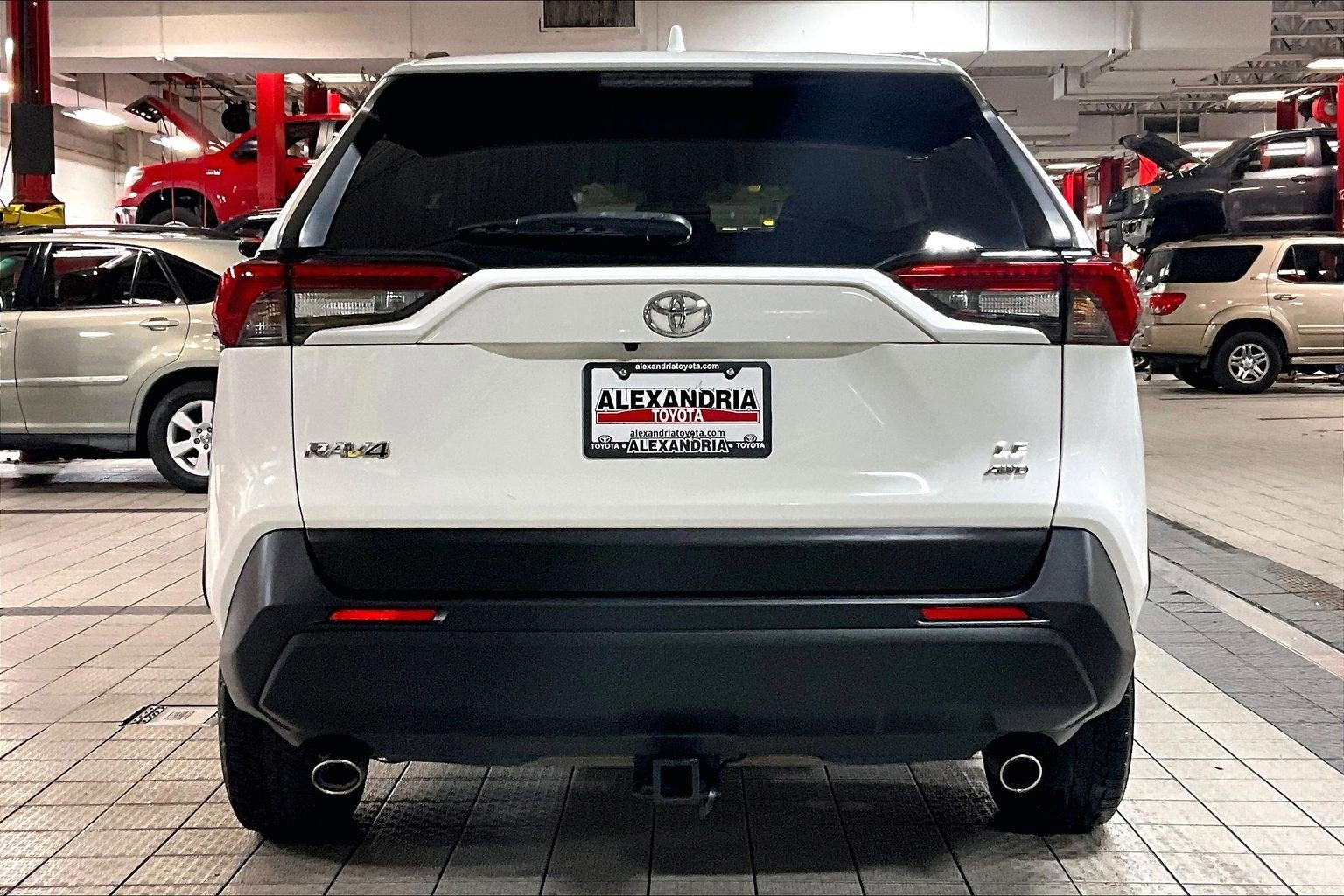 2019 Toyota RAV4 LE