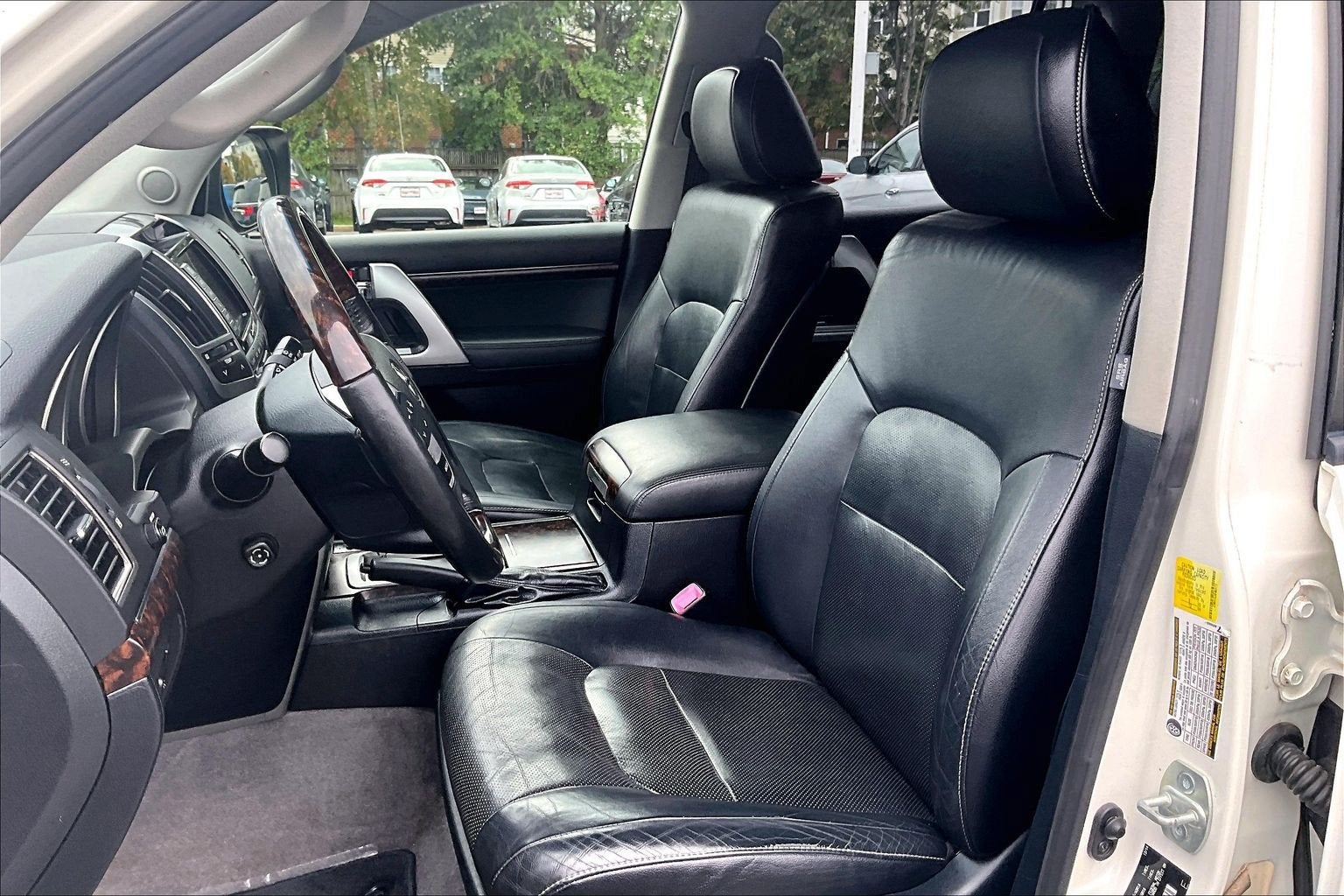 2015 Toyota Land Cruiser 4dr 4WD (Natl)