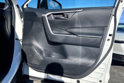 2023 Toyota RAV4 Hybrid LE