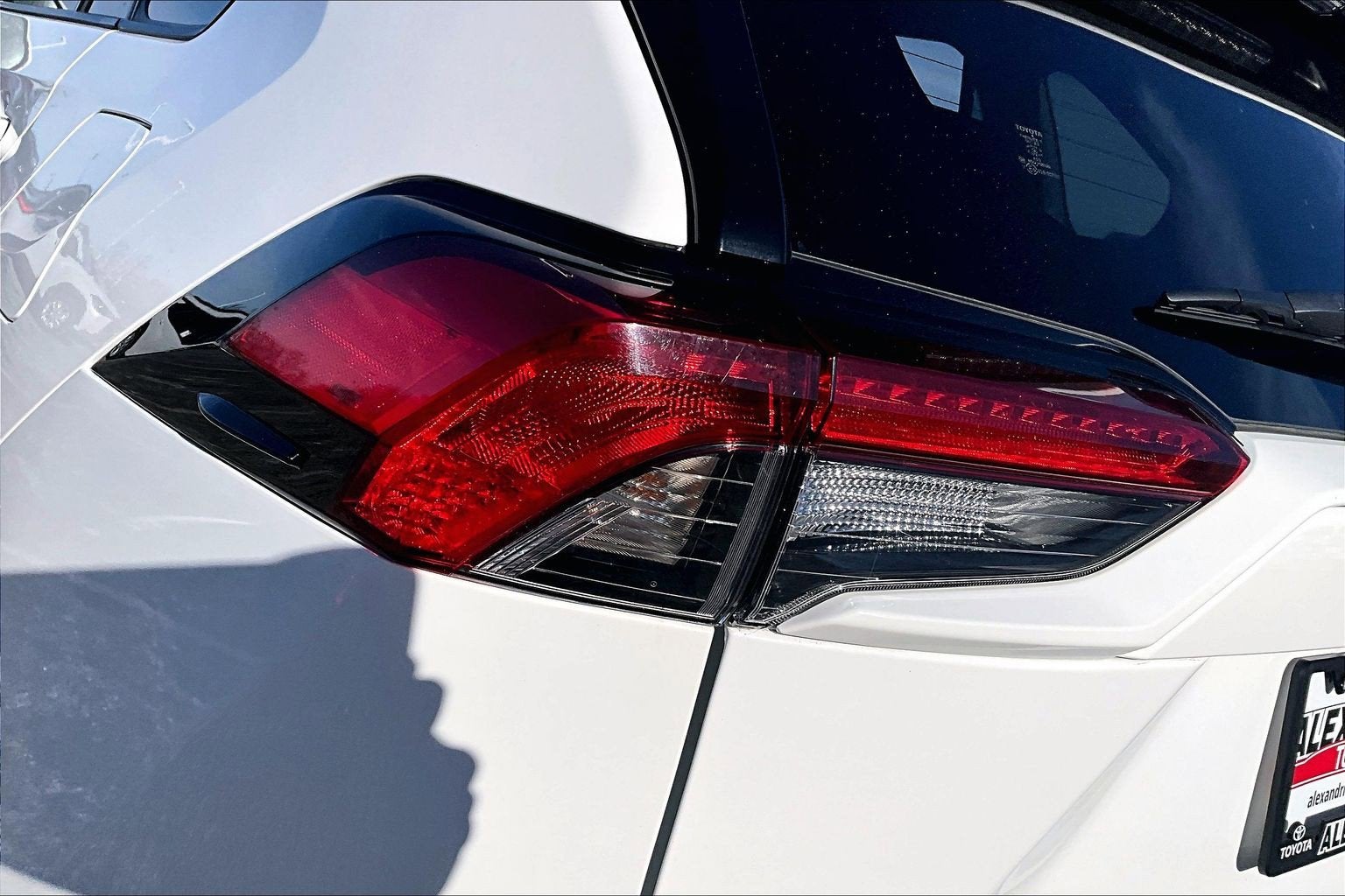 2023 Toyota RAV4 Hybrid LE