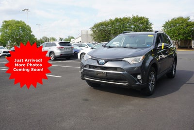 2017 Toyota RAV4 Hybrid XLE