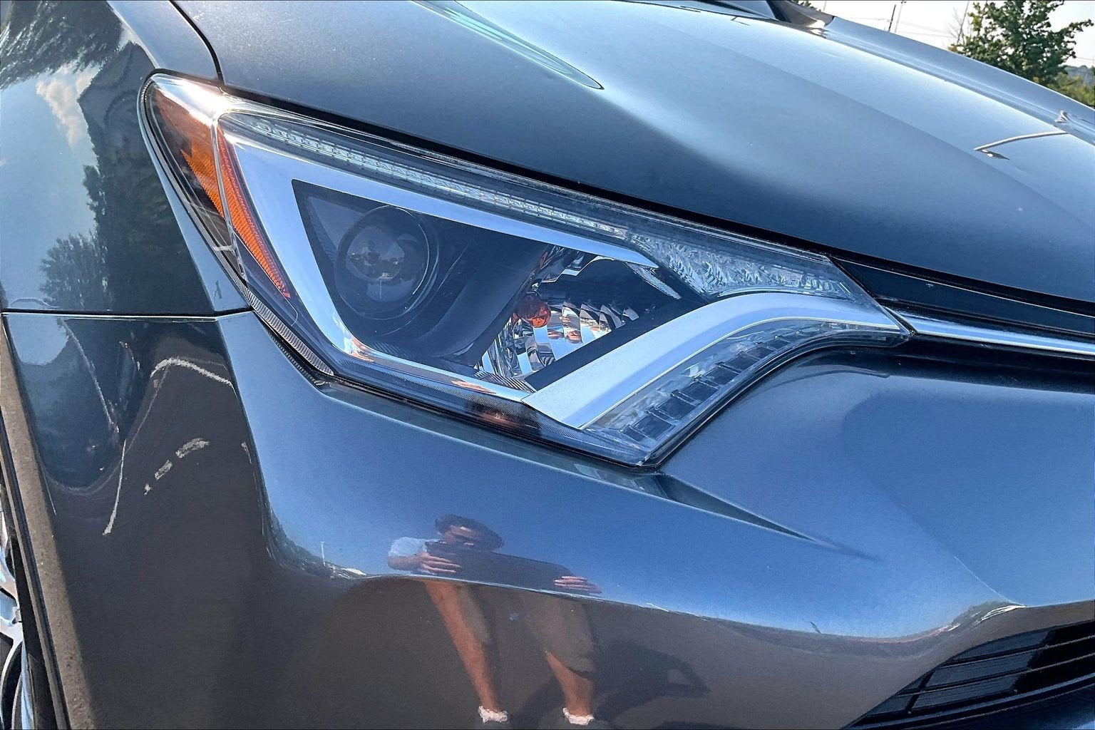 2017 Toyota RAV4 Hybrid XLE