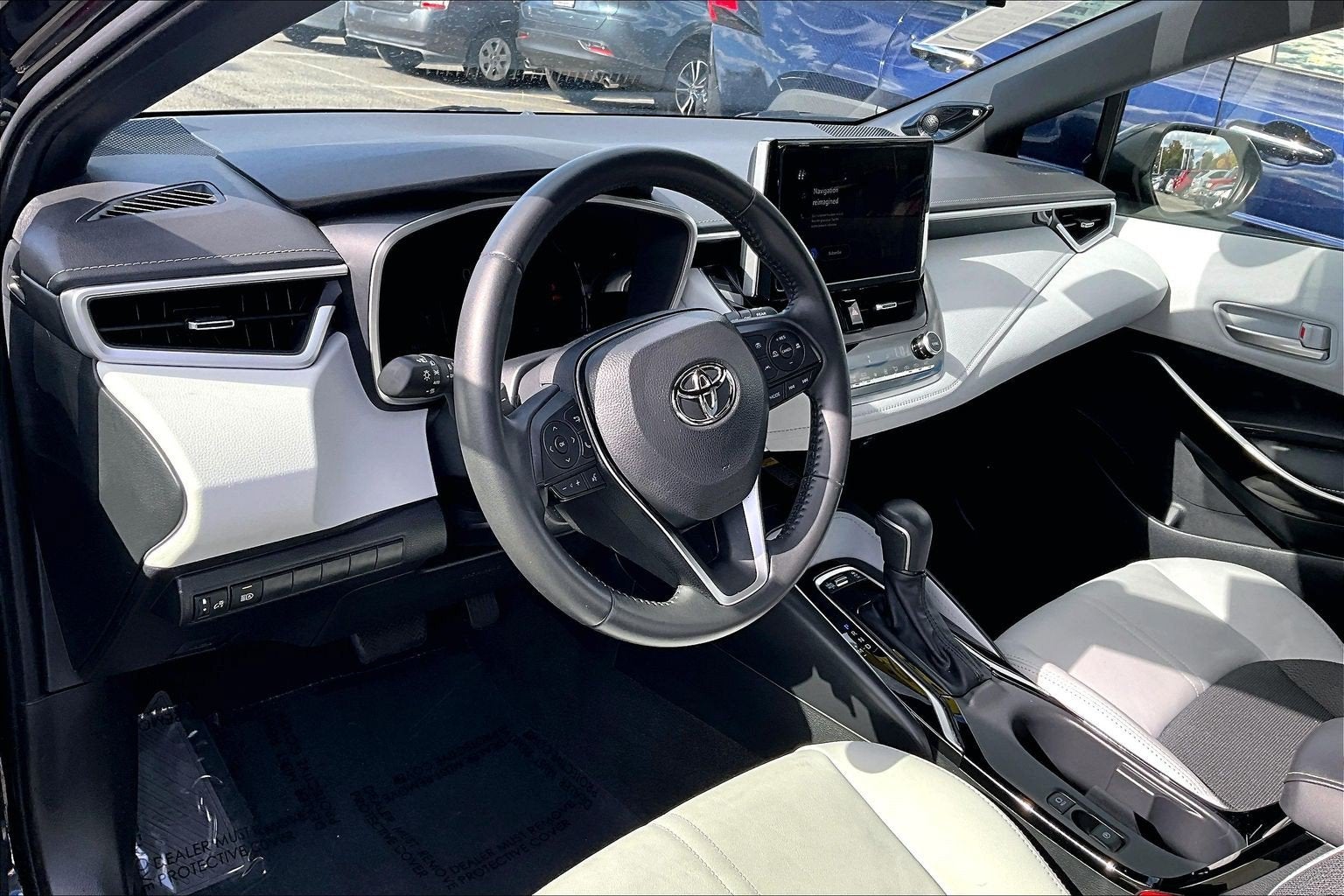 2025 Toyota Corolla Hatchback XSE