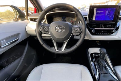 2026 Toyota Corolla Hatchback SE