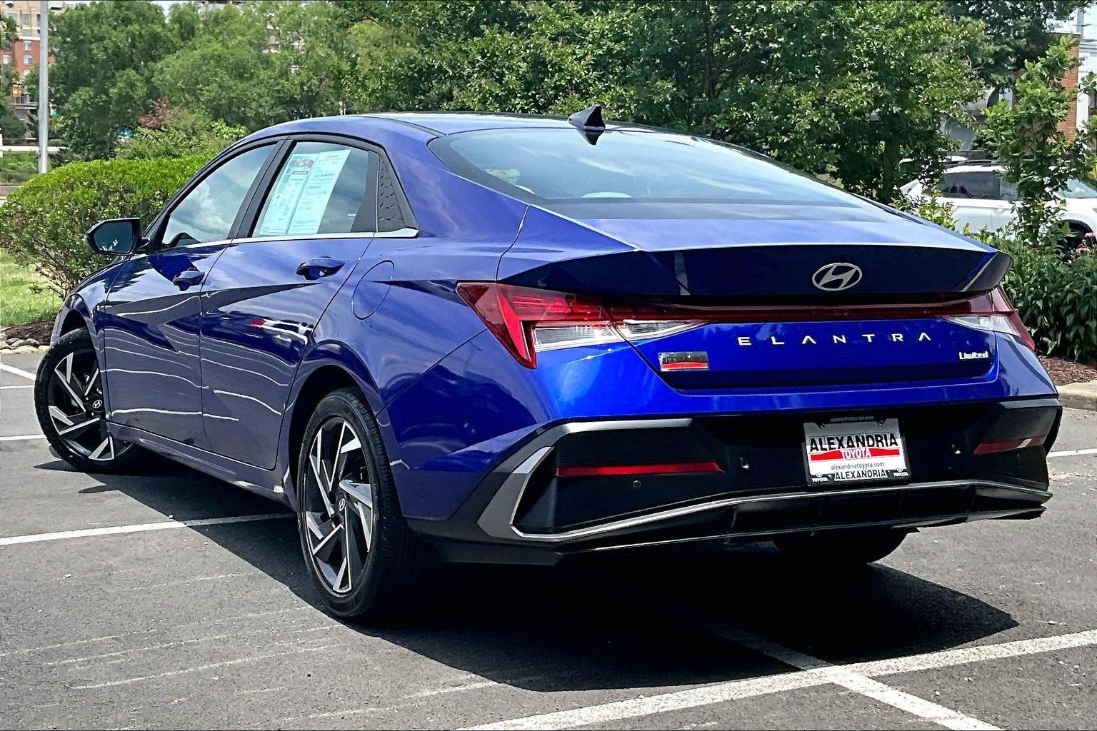 2024 Hyundai Elantra Limited