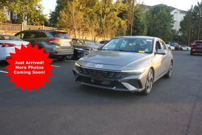 2024 Hyundai Elantra Limited