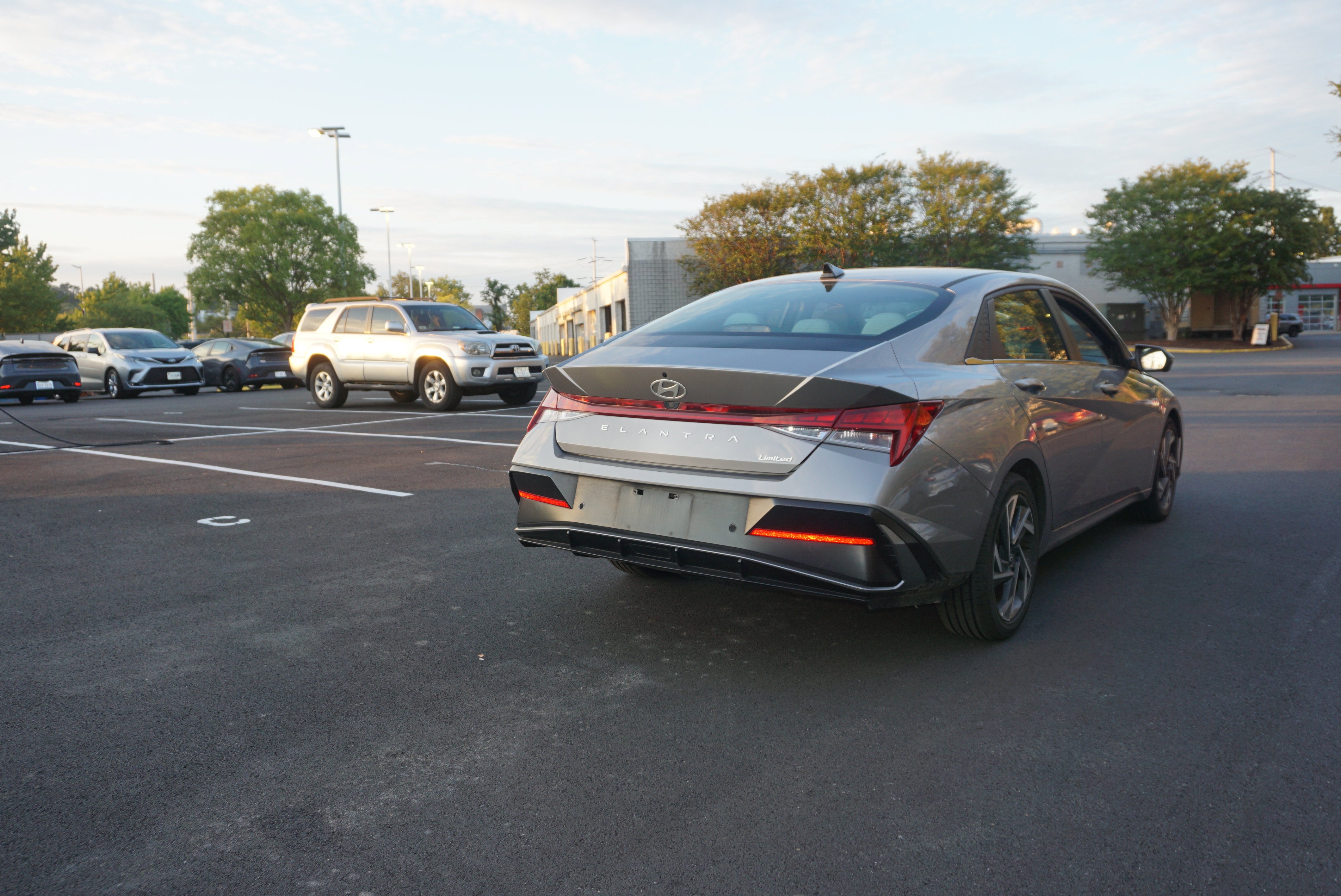 2024 Hyundai Elantra Limited