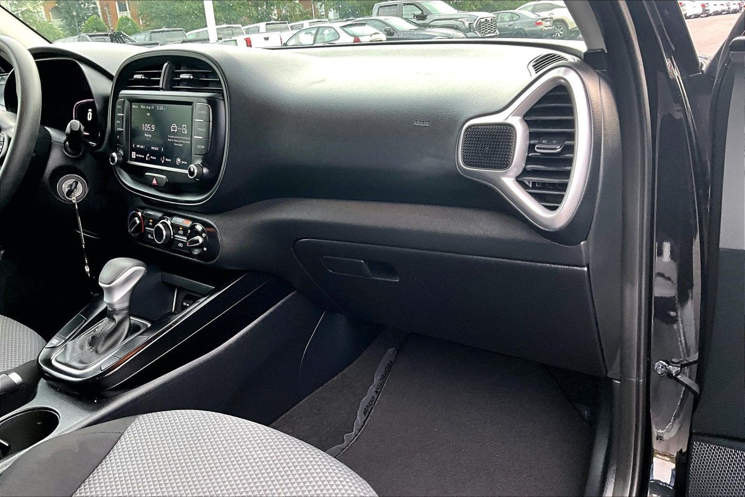 2023 Kia Soul LX