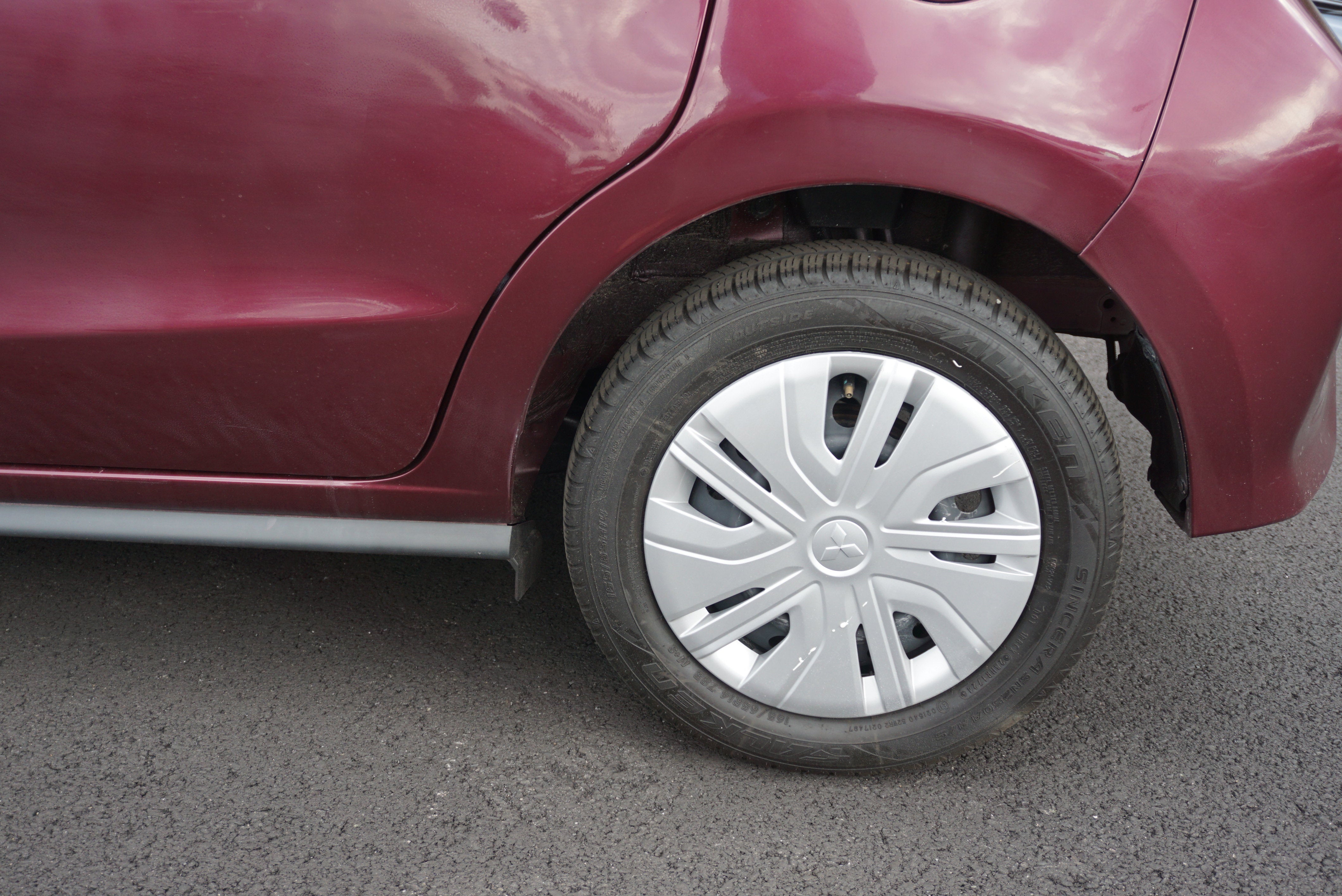 2024 Mitsubishi Mirage ES