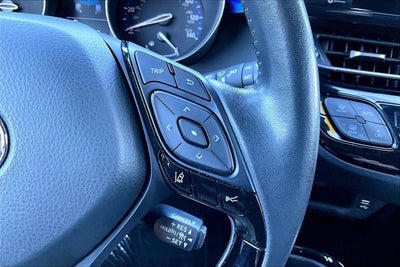 2021 Toyota C-HR XLE