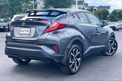 2022 Toyota C-HR XLE