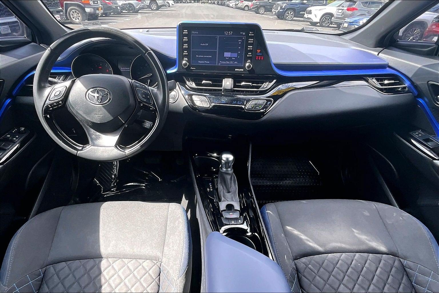 2022 Toyota C-HR XLE