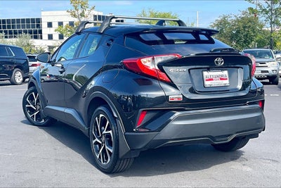 2022 Toyota C-HR XLE