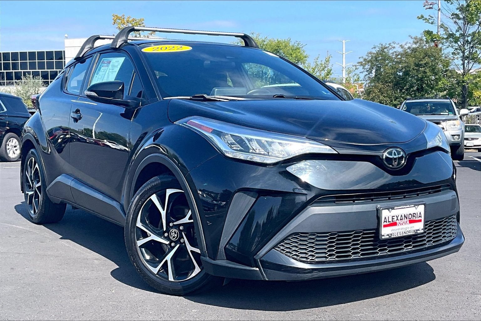 2022 Toyota C-HR XLE