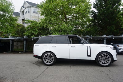 2024 Land Rover Range Rover SE