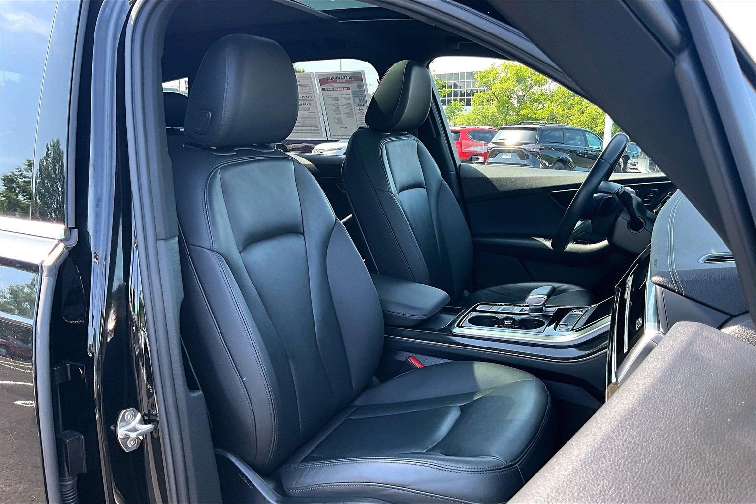 2023 Audi Q7 Premium