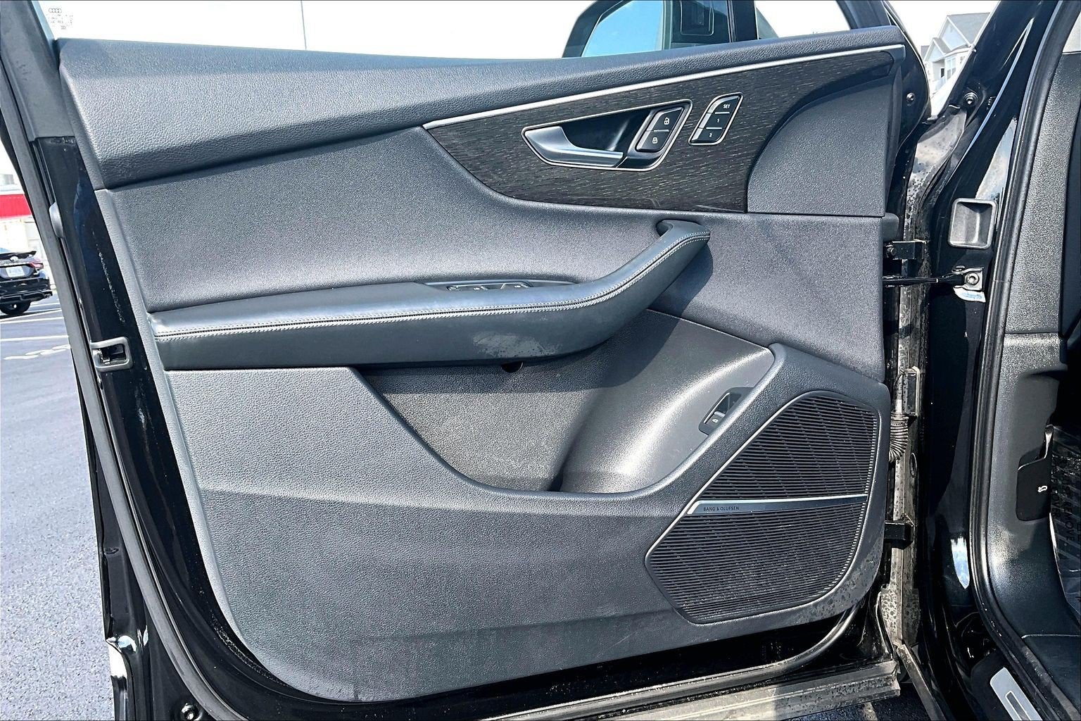 2022 Audi Q7 Premium Plus