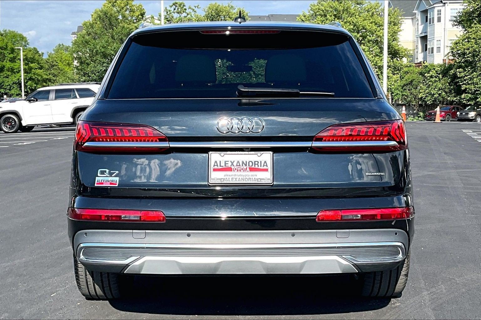 2022 Audi Q7 Premium Plus