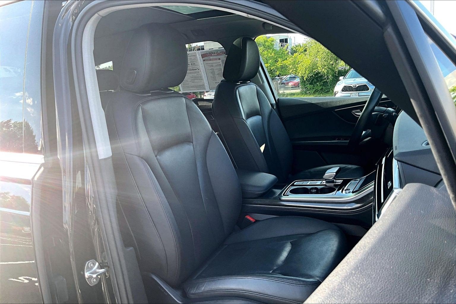 2022 Audi Q7 Premium Plus