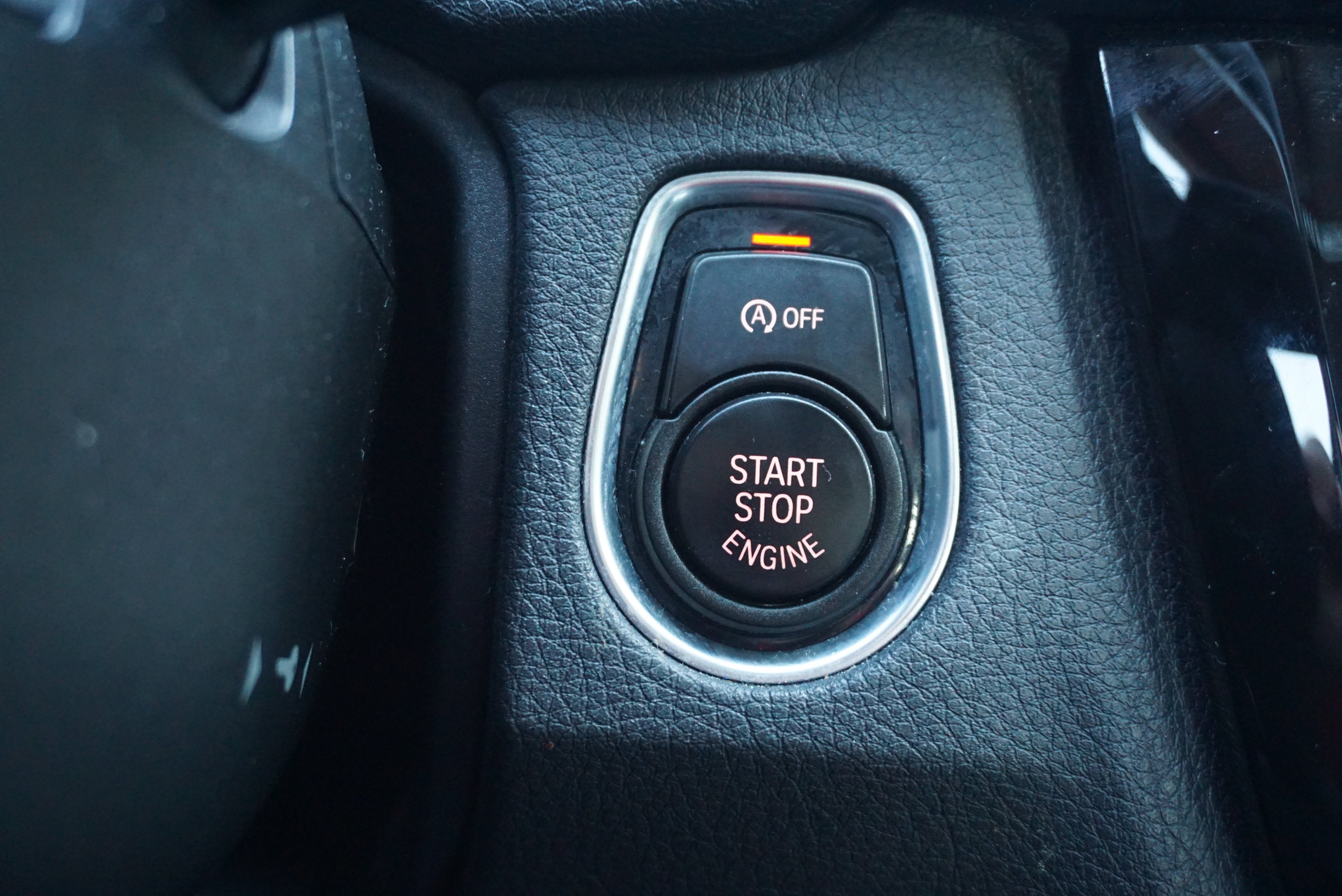 2016 BMW 3 Series 320i