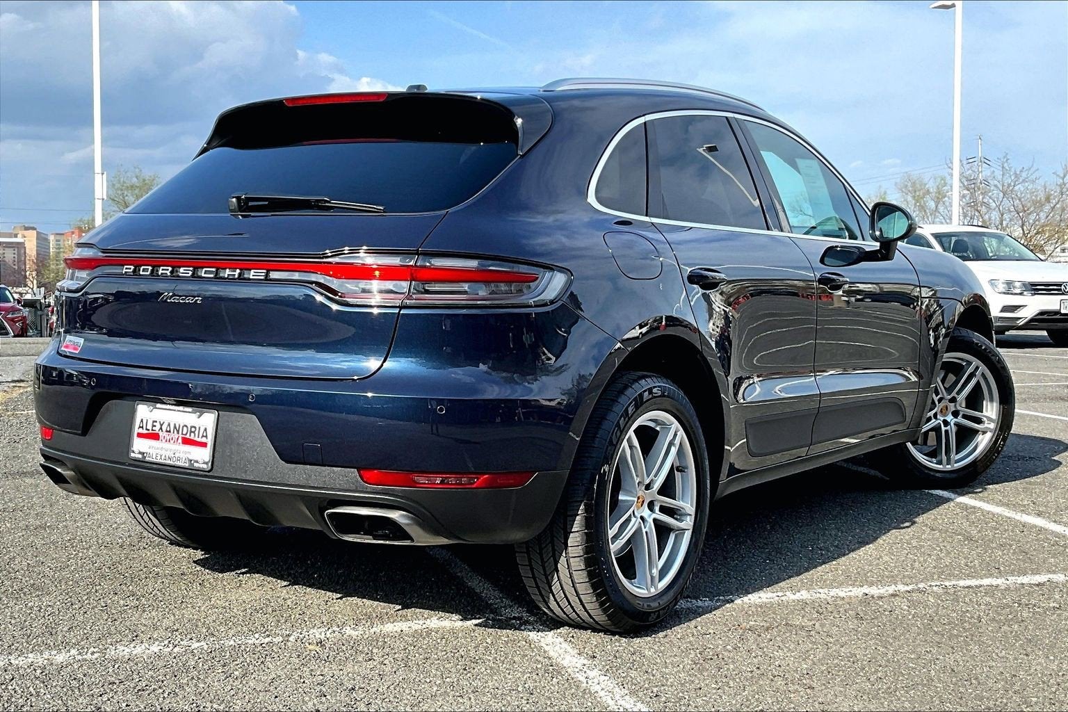 2021 Porsche Macan AWD